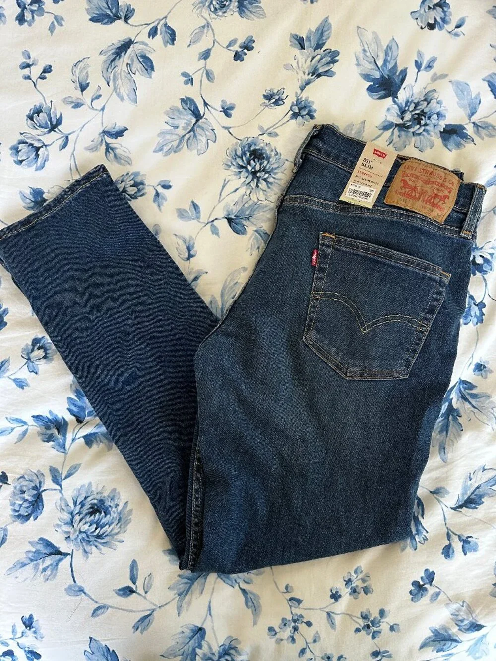 Levi's 511 Slim Jeans Men's 34x30 Dark Wash Stretch Denim NWT PC9-04511-2595